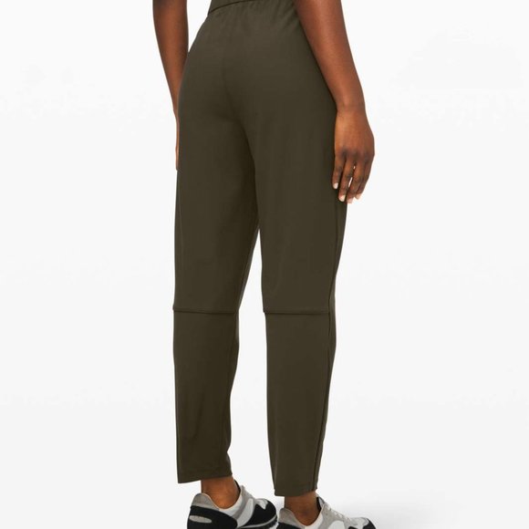 Lululemon Essential HR Trouser - Picture 3 of 5